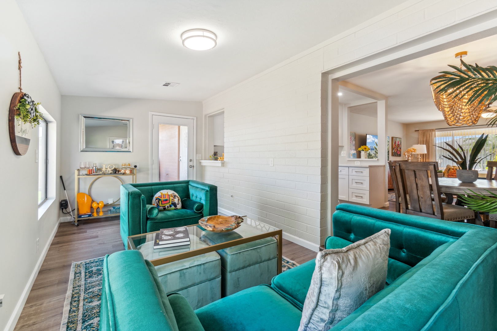 Mesa Vacation Rentals, Private Putting Oasis - Check out the interior design!
