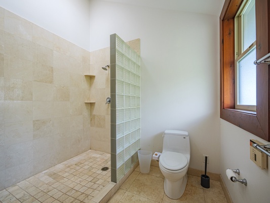 Waianae Vacation Rentals, Konishiki Beachhouse - 4BD - Ensuite with a walk-in shower.  