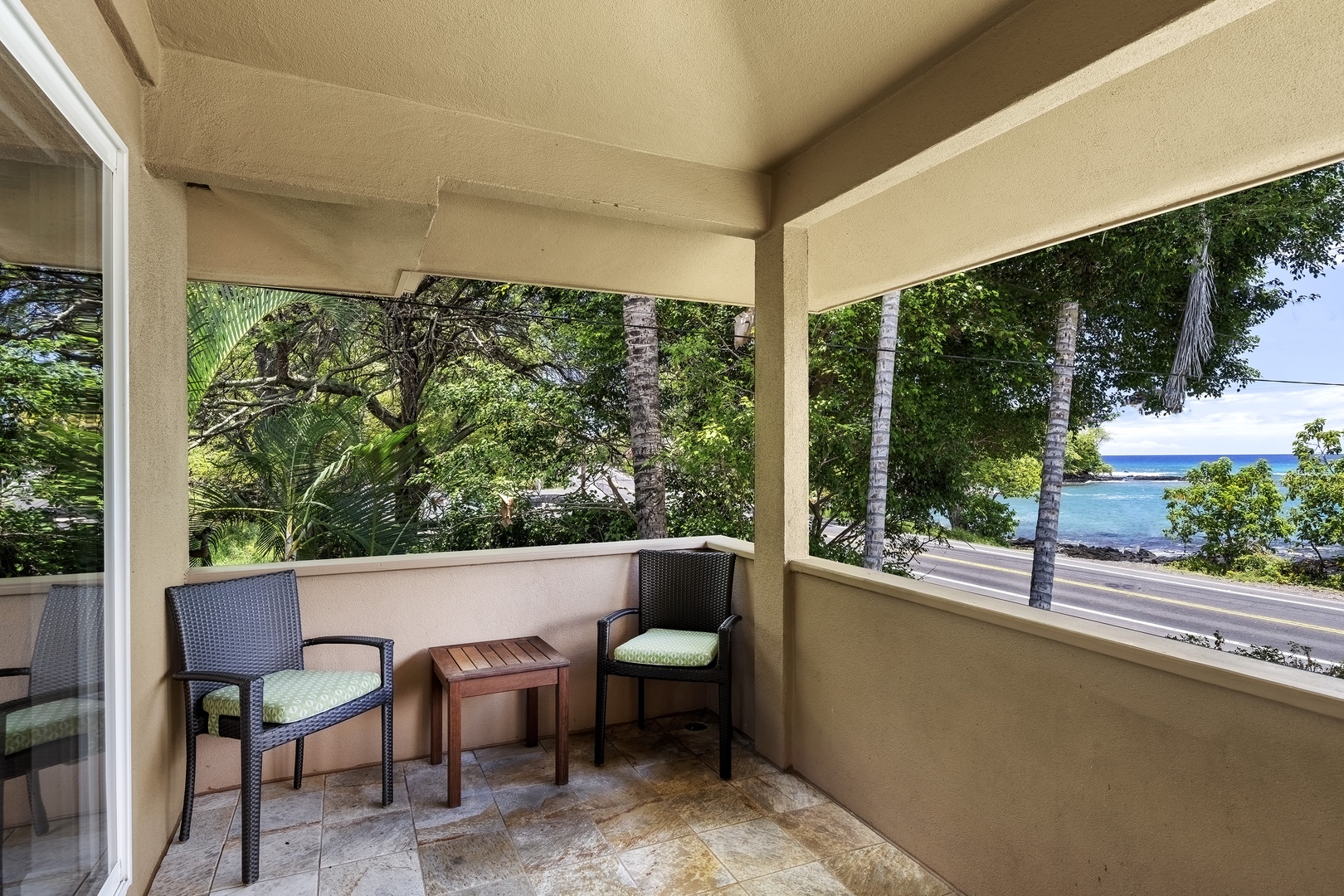 Kailua Kona Vacation Rentals, Lymans Bay Hale - Enjoy some Kona coffee on the Lanai!