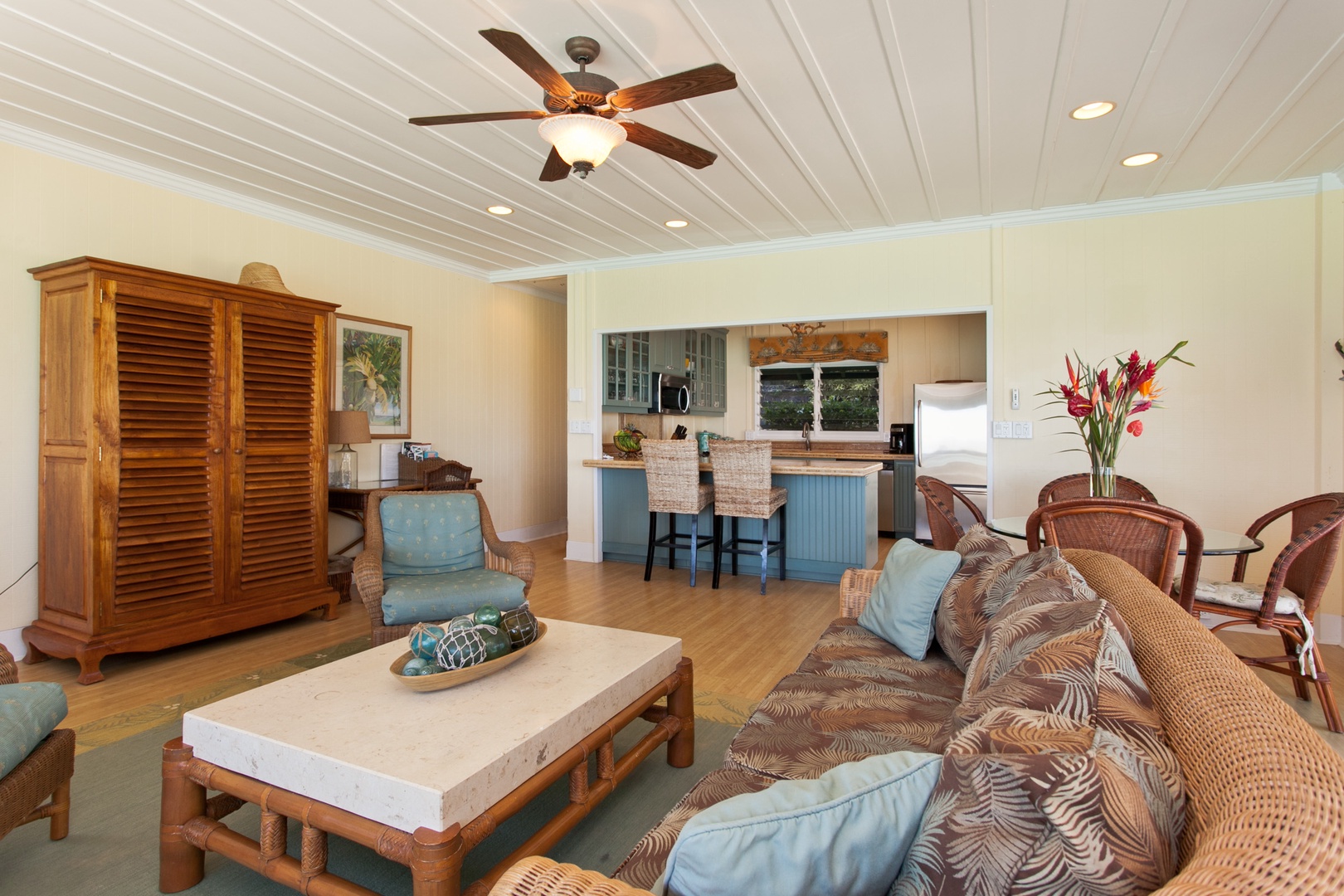 Kailua Vacation Rentals, Hale Kainalu* - Looking towards the kitchen from the living room.