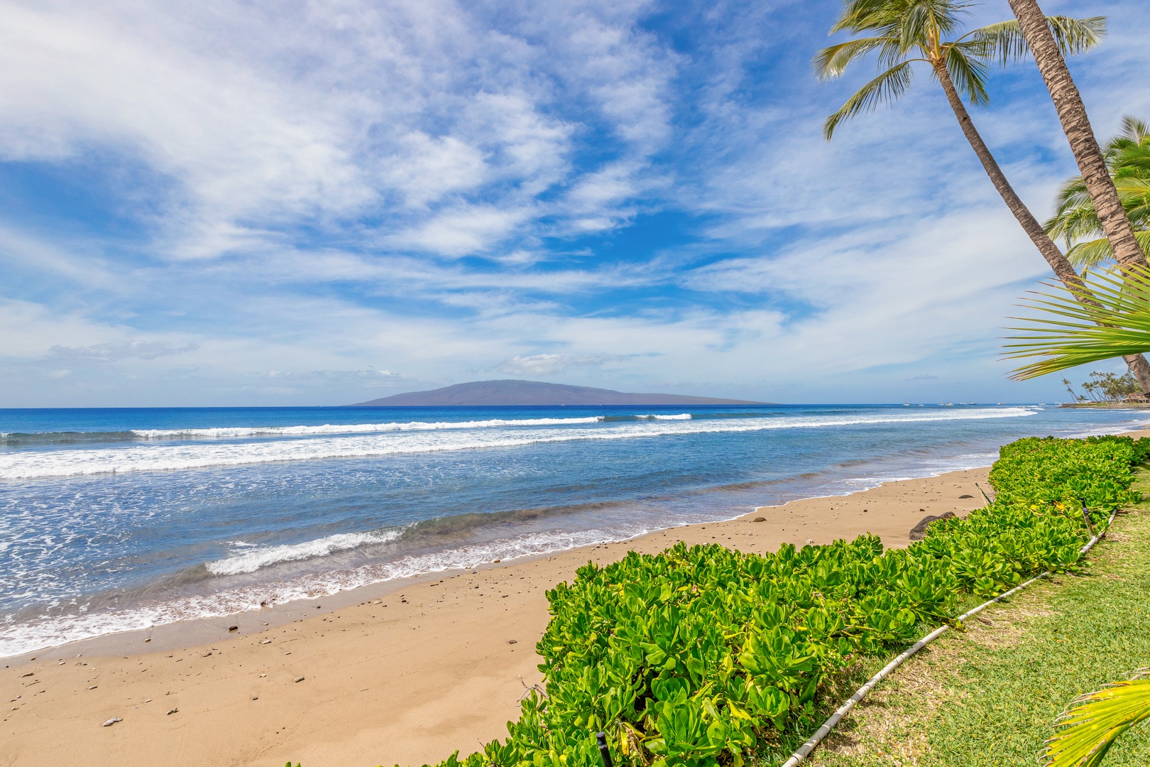 Lahaina Vacation Rentals, Puamana 254-2 - Enjoy a morning stroll down the beach!