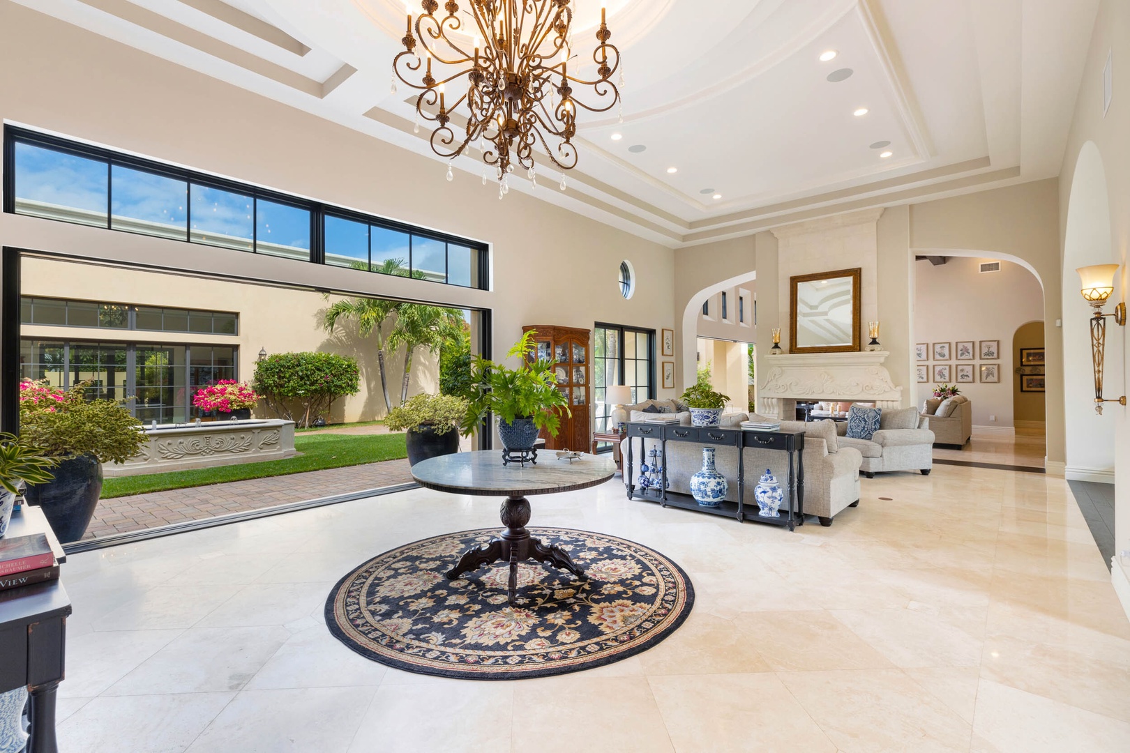 Honolulu Vacation Rentals, The Kahala Mansion - Step into the elegantly appointed foyer.