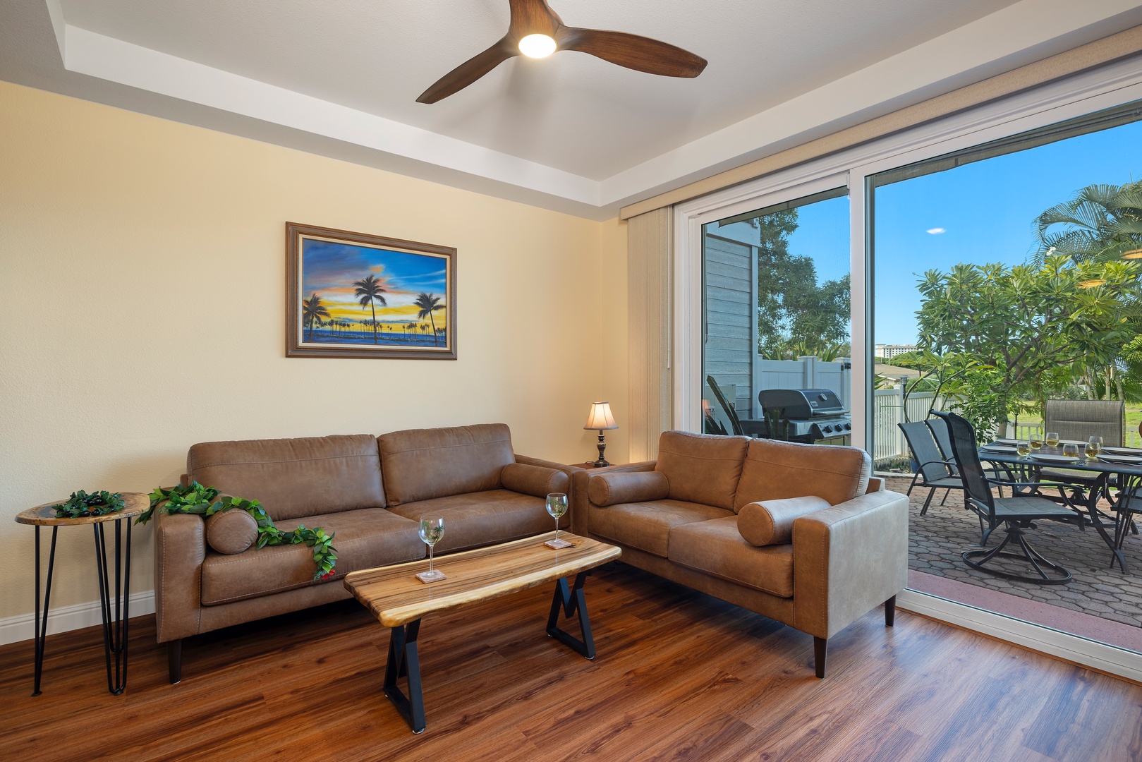 Kapolei Vacation Rentals, Fairways at Ko Olina 24H - Comfortable seating in the living room makes it a great spot for gatherings.