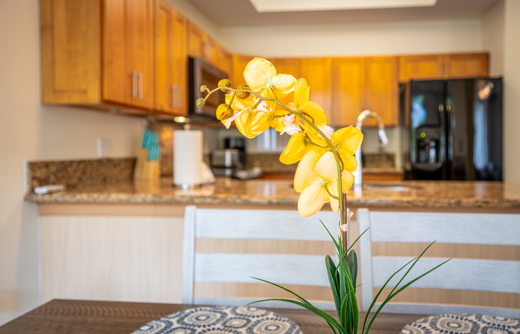 Kapolei Vacation Rentals, Fairways at Ko Olina 27H - Delicate flowers to brighten your day.