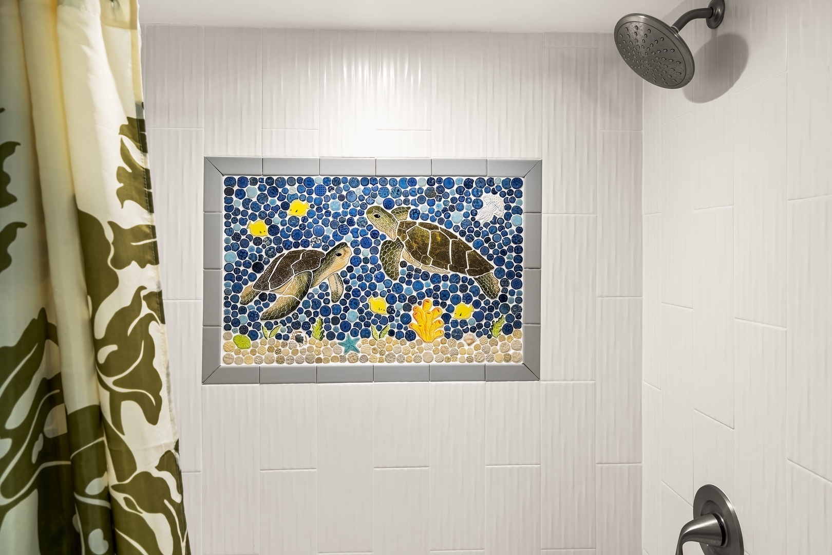 Kailua Kona Vacation Rentals, Kona Pacific B310 - Guest bathroom shower with mosaic tile design