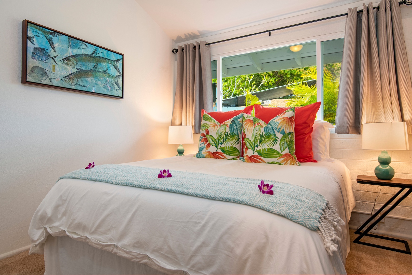 Honolulu Vacation Rentals, Holoholo Hale - Bedroom 2 - Queen bed, split ac with back yard garden and jacuzzi views.