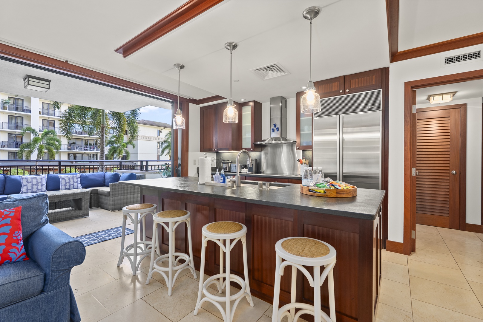 Pull up a stool at the breakfast bar while dinner comes together an arm's reach away.