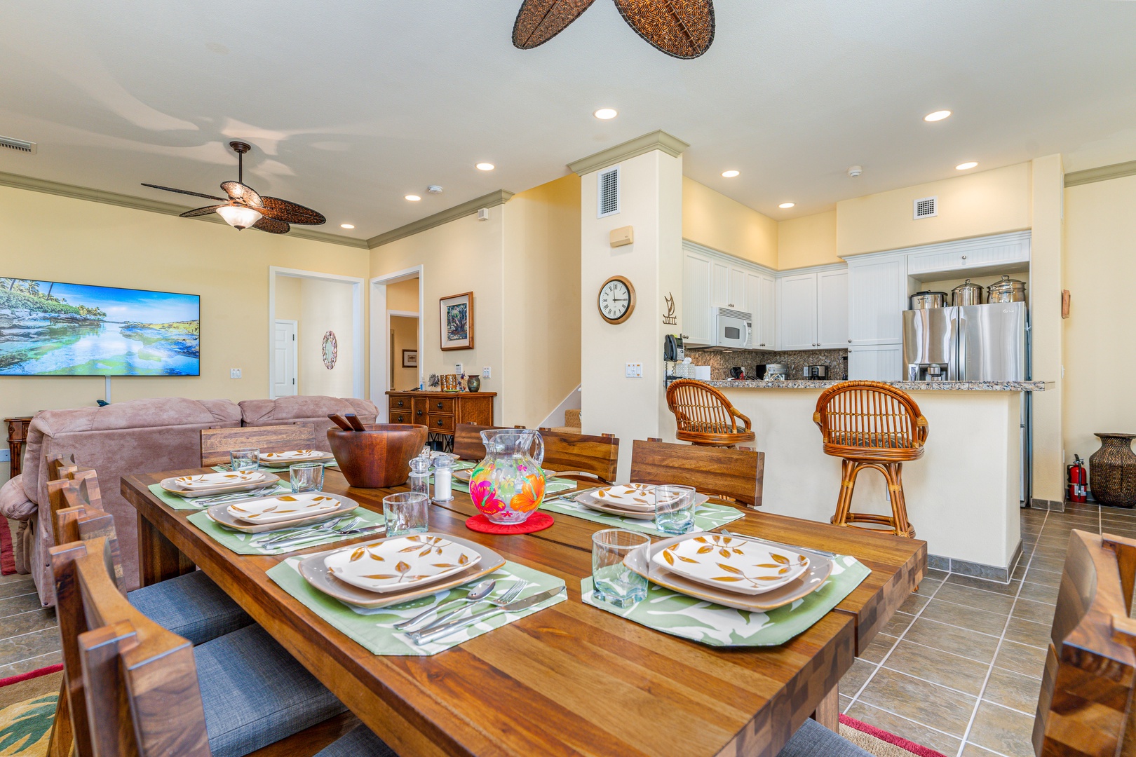 Kapolei Vacation Rentals, Coconut Plantation 1100-2 - Dine on an elegant meal while conversing with the chef.