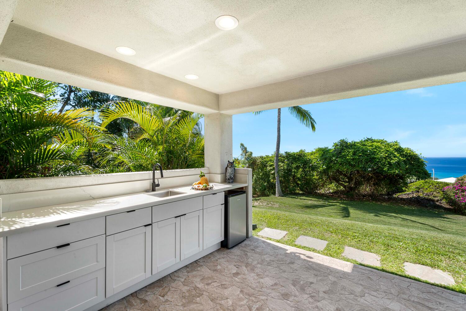 Kailua Kona Vacation Rentals, Ho'okipa Hale - Meal prep space at the lanai makes outdoor cooking a breeze—ideal for tropical BBQs.