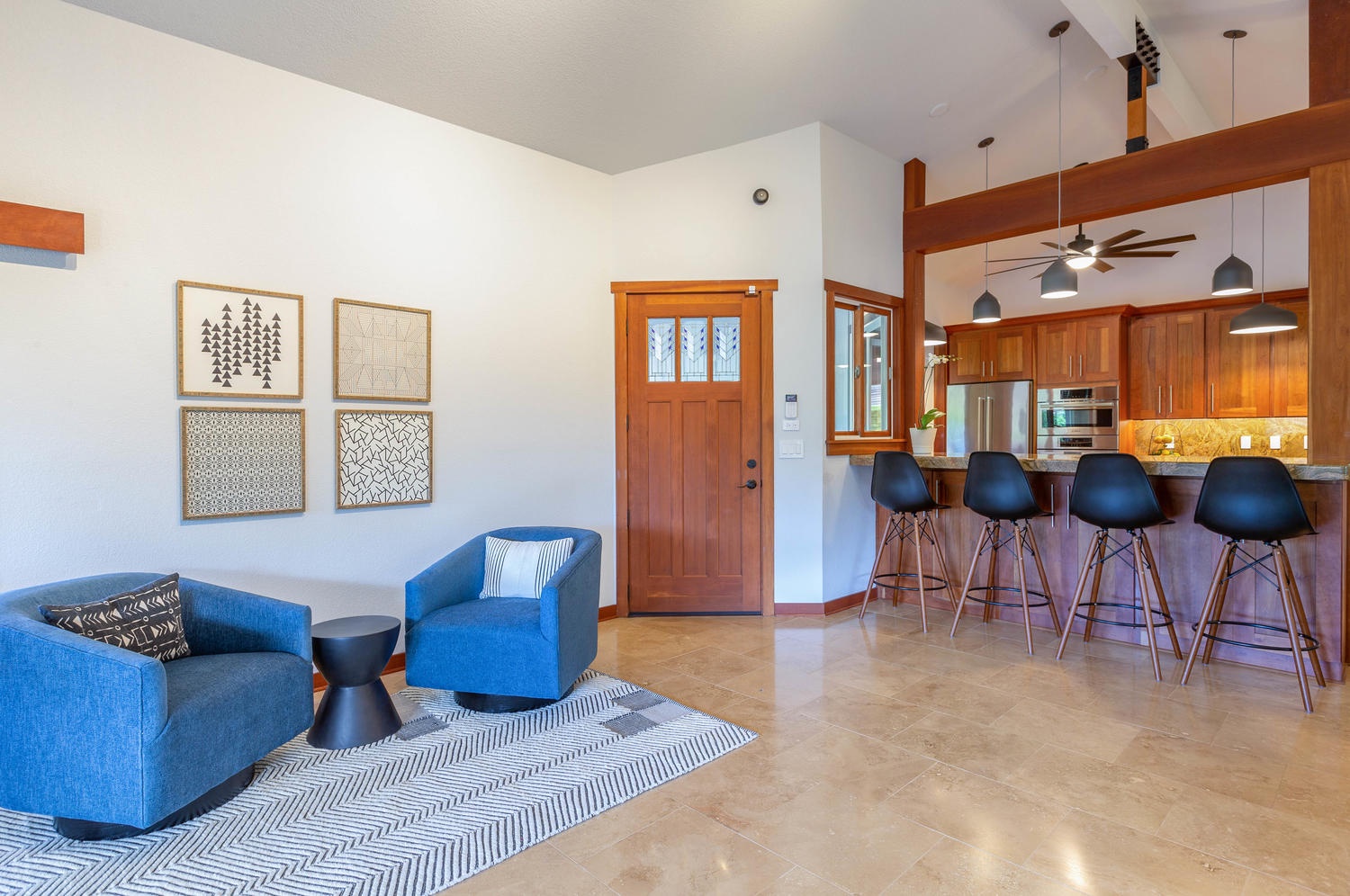 Princeville Vacation Rentals, Makana Lei - Another inviting seating area