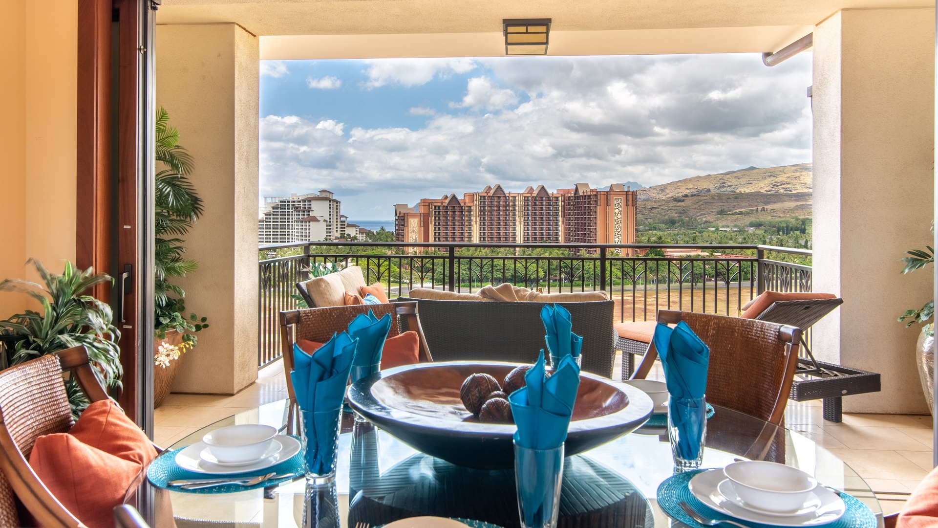 Kapolei Vacation Rentals, Ko Olina Beach Villas O1111 - Looking to the West from the dining table.