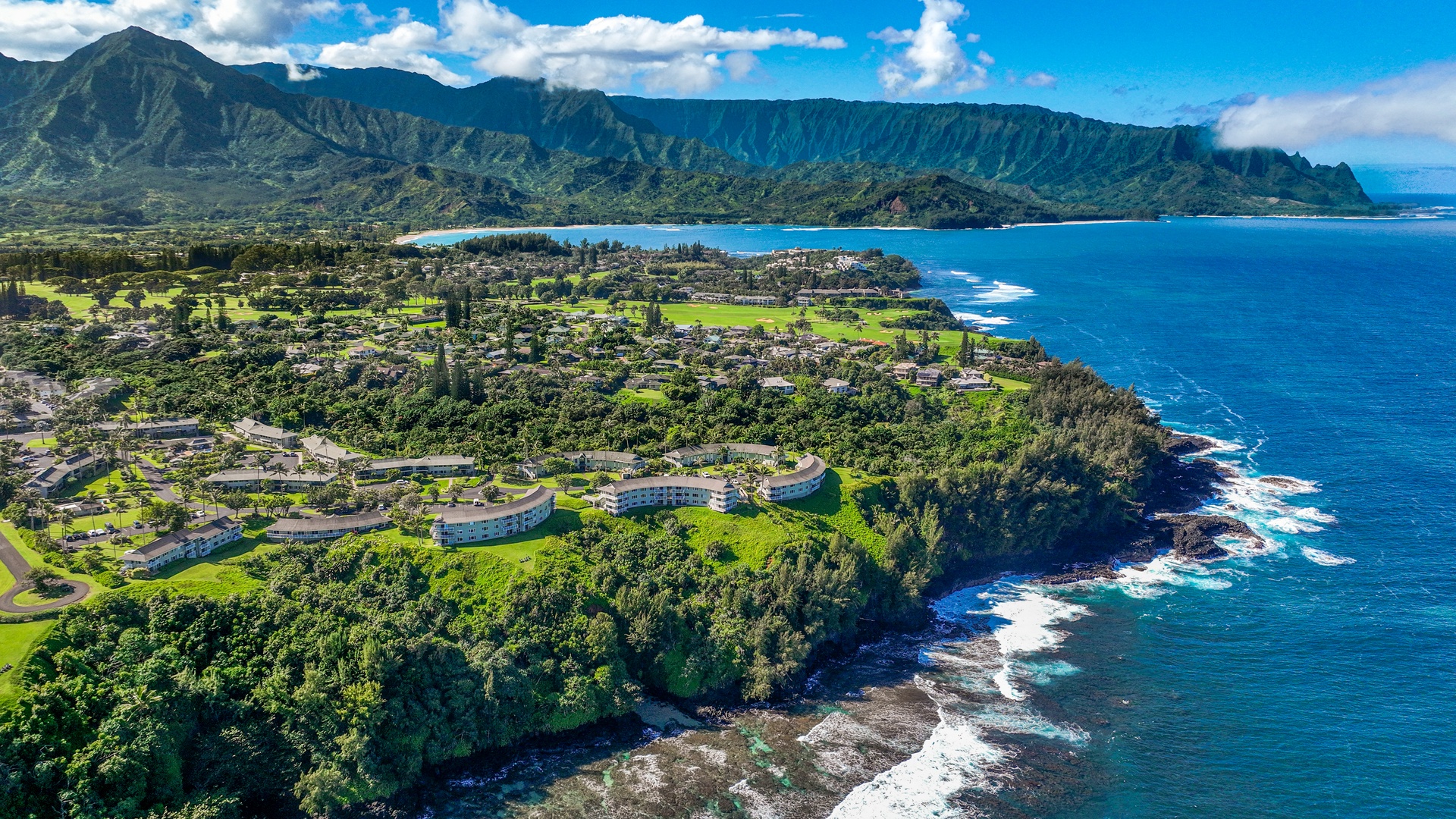 Princeville Vacation Rentals, Alii Kai 7201 - Oceanfront community.