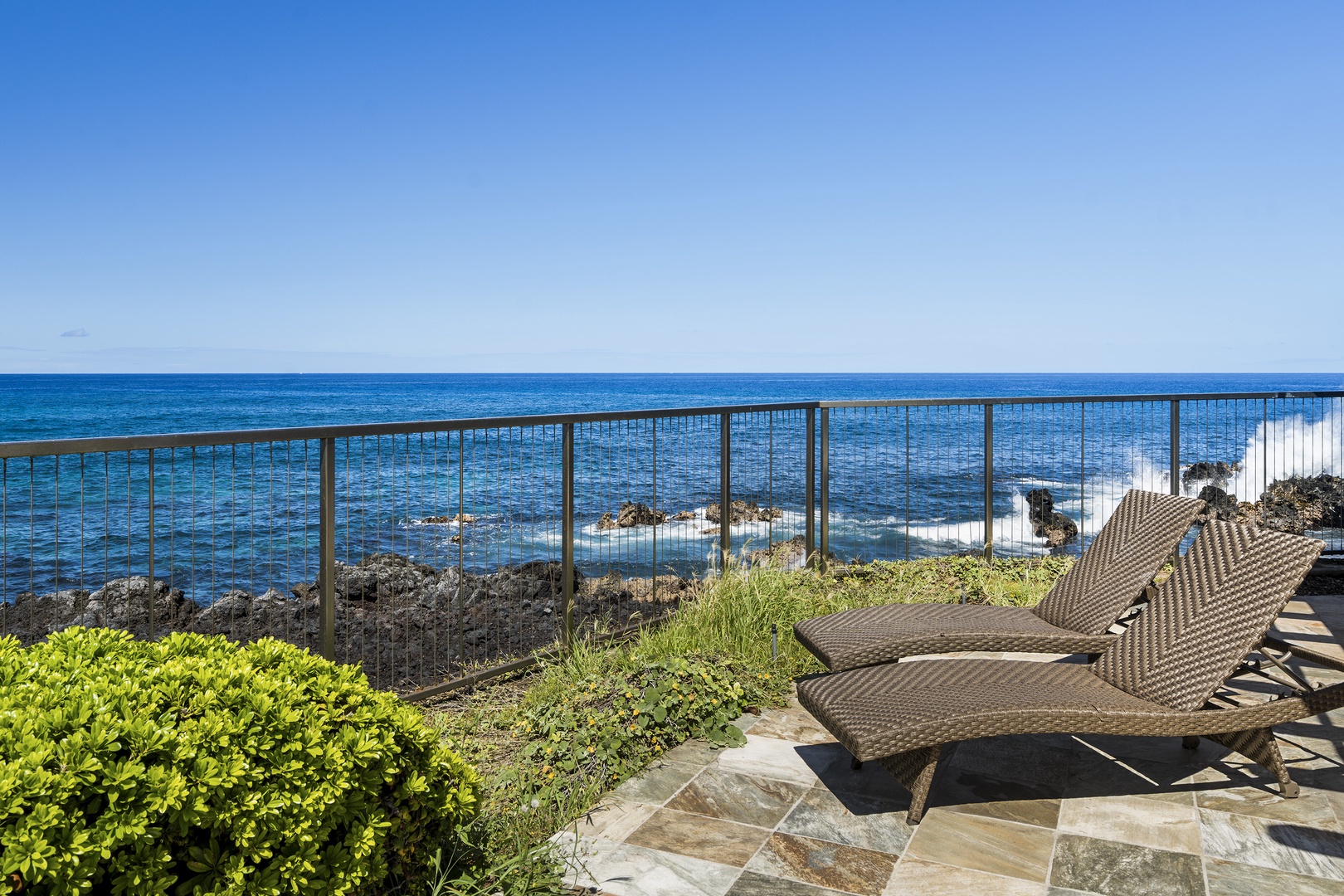 Kailua Kona Vacation Rentals, Kanaloa at Kona 1302 - Lounge at the oceans edge