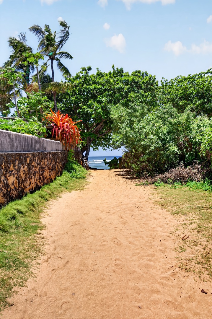 Haleiwa Vacation Rentals, Sunset Beach Hideaway - Follow the sandy path for easy access to North Shore beach walks.