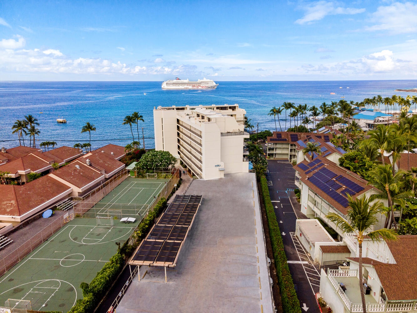 Kailua Kona Vacation Rentals, Kona Alii 302 - Up for a tennis match?