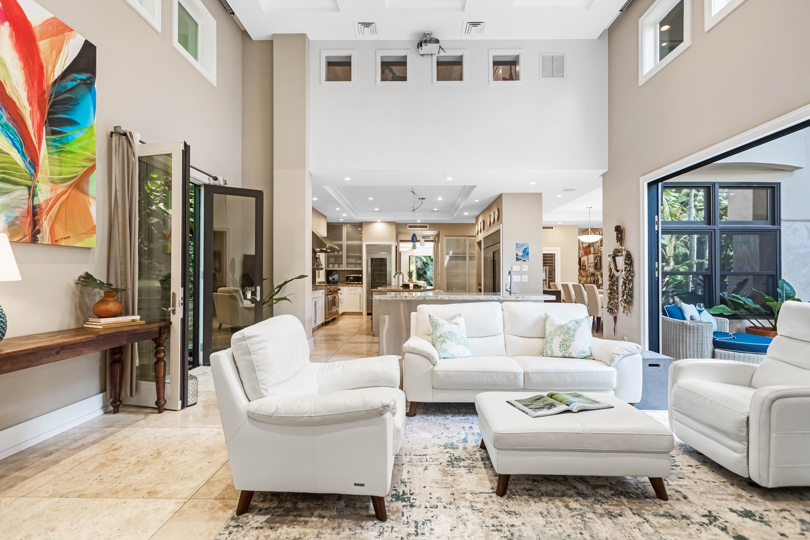 Honolulu Vacation Rentals, Pili Pono - Open concept great room with comfortable seating and high ceilings.