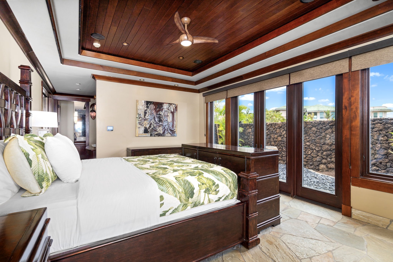 Kamuela Vacation Rentals, Hale Konane - Spacious suite with rich wood ceilings and floor-to-ceiling windows that bring the outdoors in.