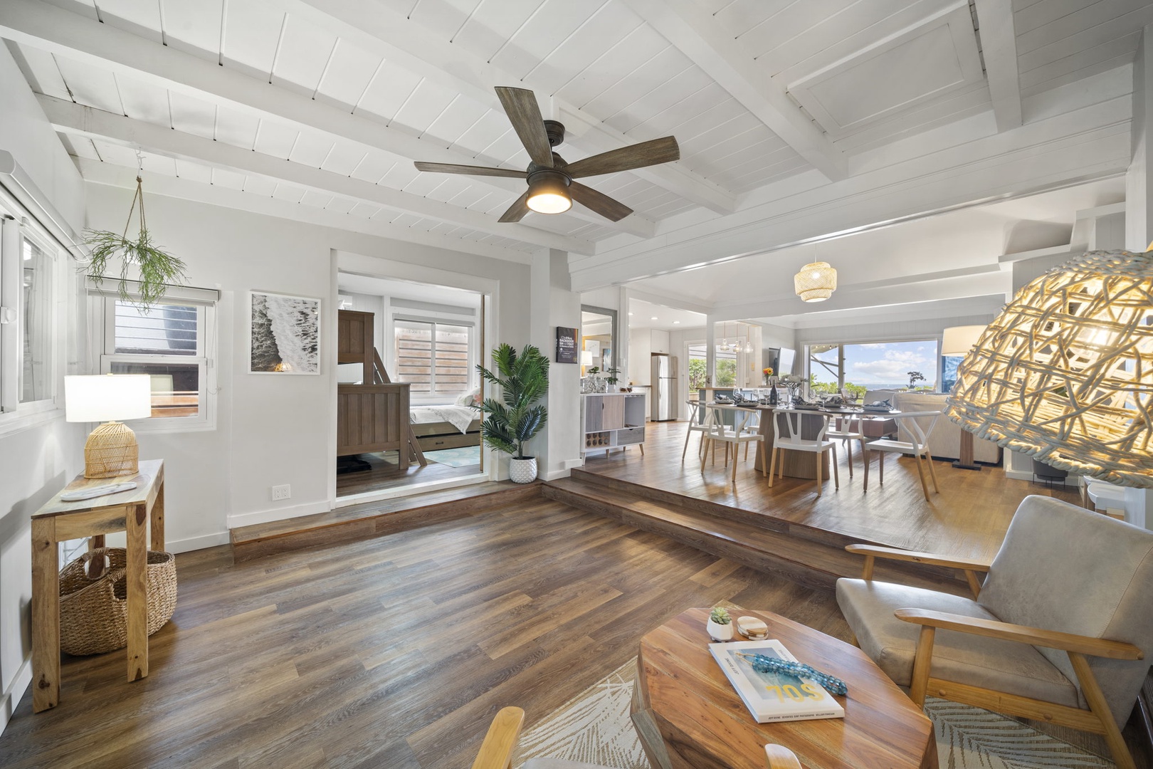 Haleiwa Vacation Rentals, Hale Nalu - Open concept floorplan all the way to the six-seater dining area