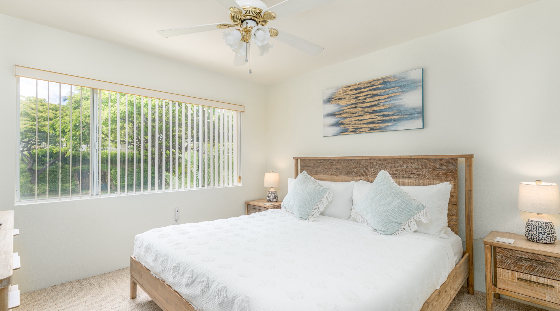 Kapolei Vacation Rentals, Fairways at Ko Olina 27H - Wake up to scenery and luxurious linens in this king bed in the primary guest bedroom.