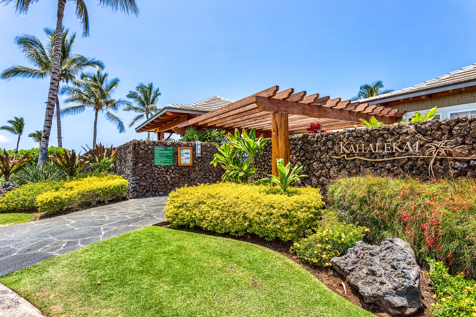 Waikoloa Vacation Rentals, 2BD Hali'i Kai (12C) at Waikoloa Resort - Hali’i Kai’s ocean front amenities center entrance, just steps away from the condo.