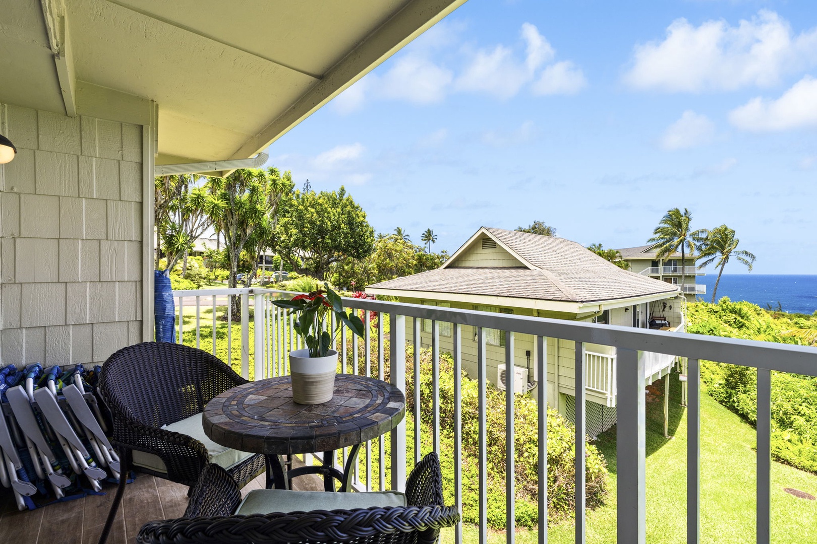 Princeville Vacation Rentals, Alii Kai 7201 - End the day in a lanai chair with nothing between you and the horizon.