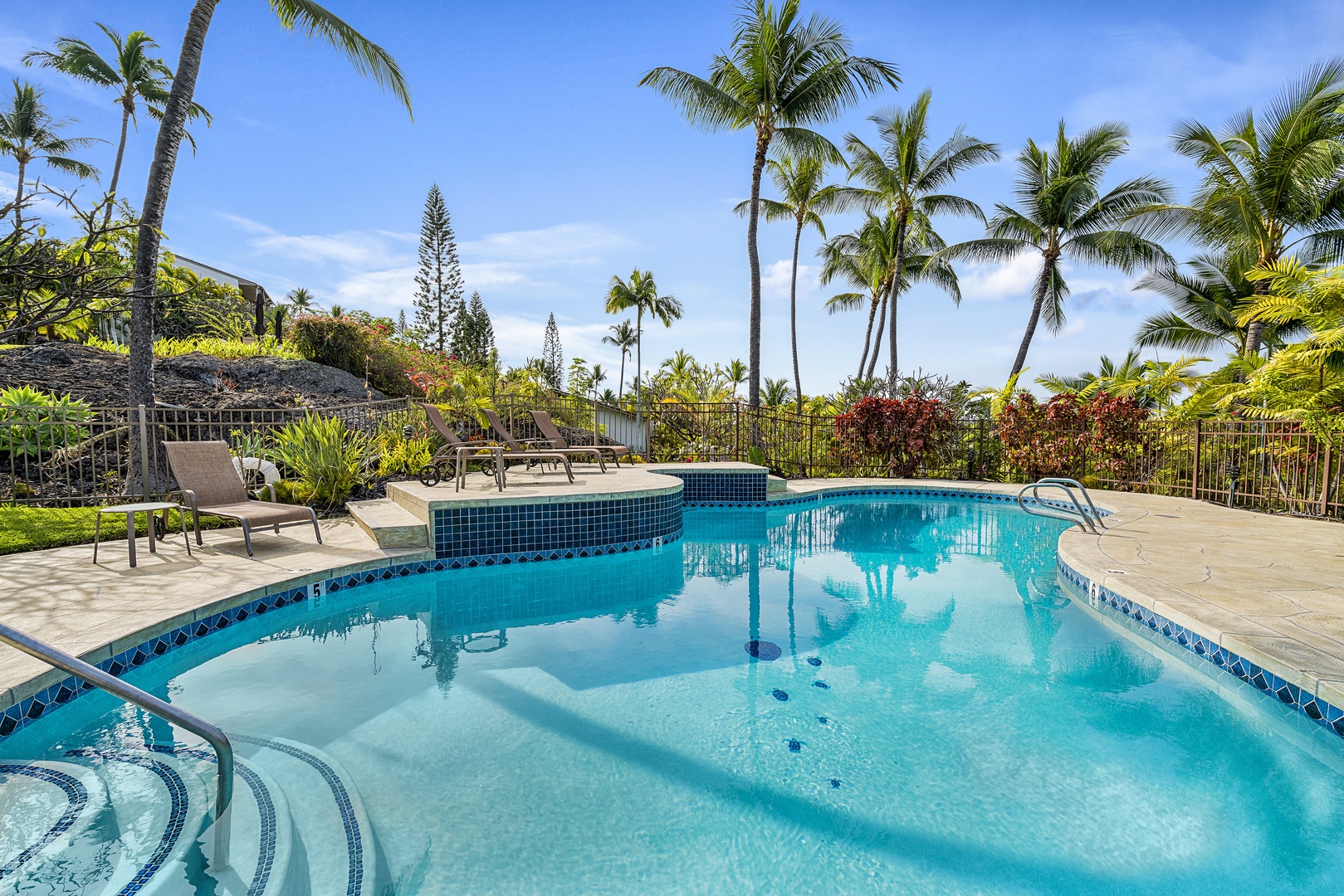Kailua Kona Vacation Rentals, Keauhou Resort 113 - Serene pool and common area!