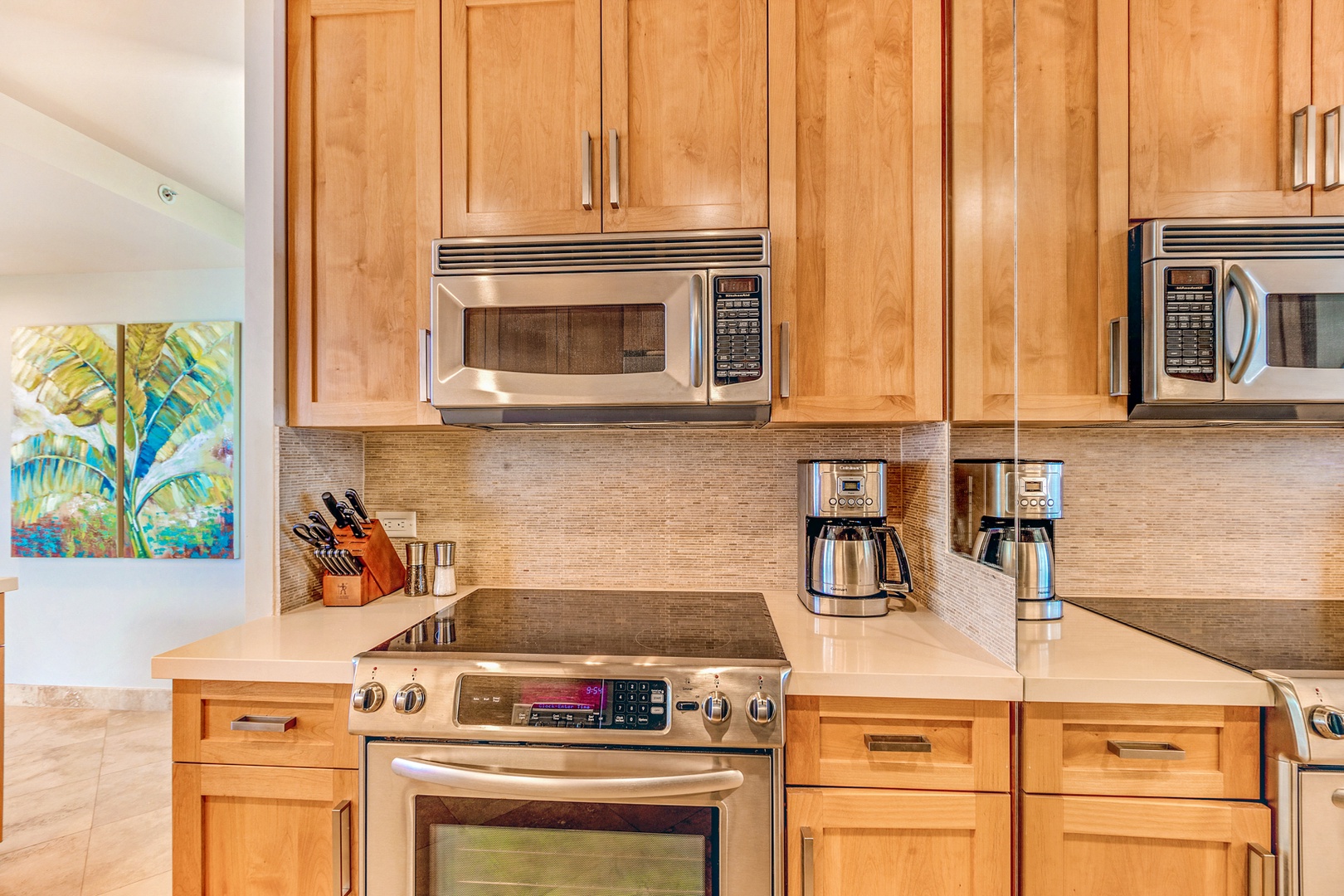 Lahaina Vacation Rentals, Mahana 1119 - Fully equipped kitchen with modern appliances and convenient countertop space.