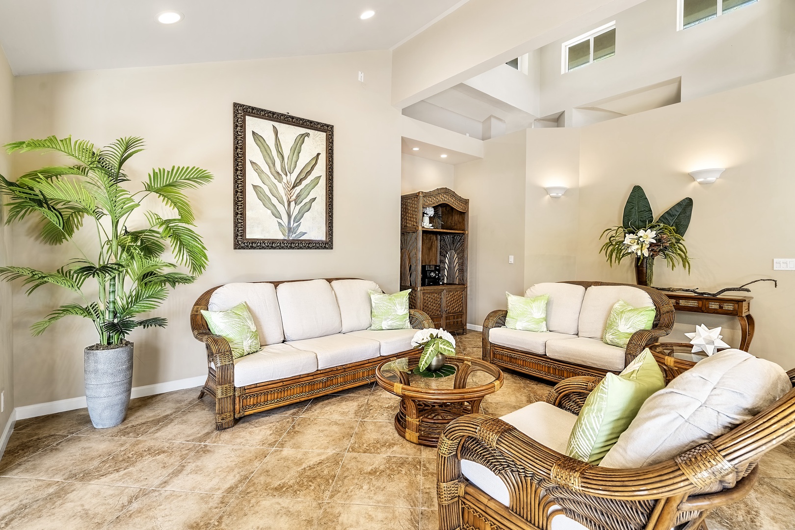Kailua Kona Vacation Rentals, Lymans Bay Hale - Comfortable seating in the great room