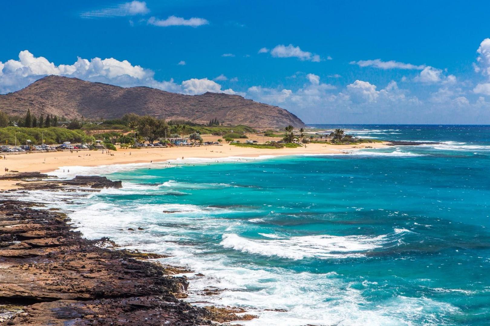 Honolulu Vacation Rentals, Ohana Kai - Just a short drive to the famous Sandy Beach!