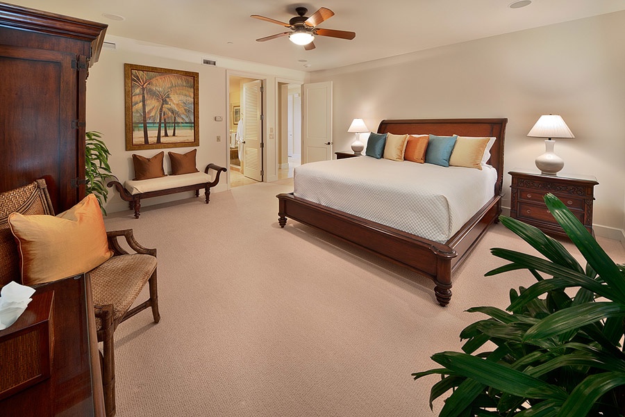 Wailea Vacation Rentals, Grand Seascape K407 at Wailea Beach Villas* - Spacious Primary King Bedroom