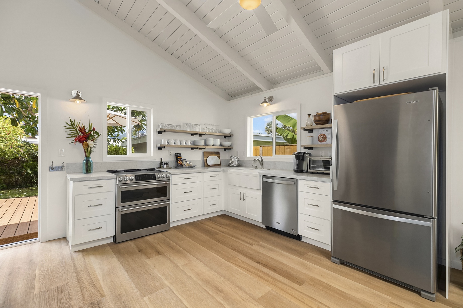 Kailua Vacation Rentals, Ranch Beach House - Modern kitchen with updated appliances