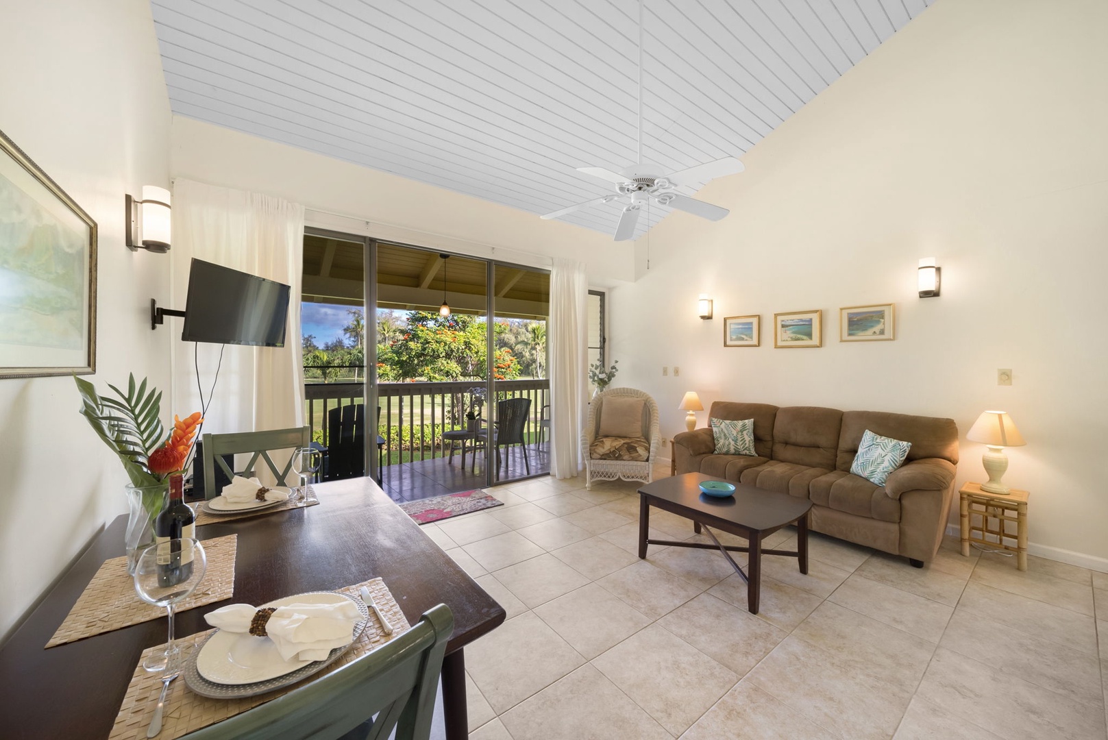 Kahuku Vacation Rentals, Kuilima Estates East #164 - Living and dining space are perfect to rest after a day exploring the island