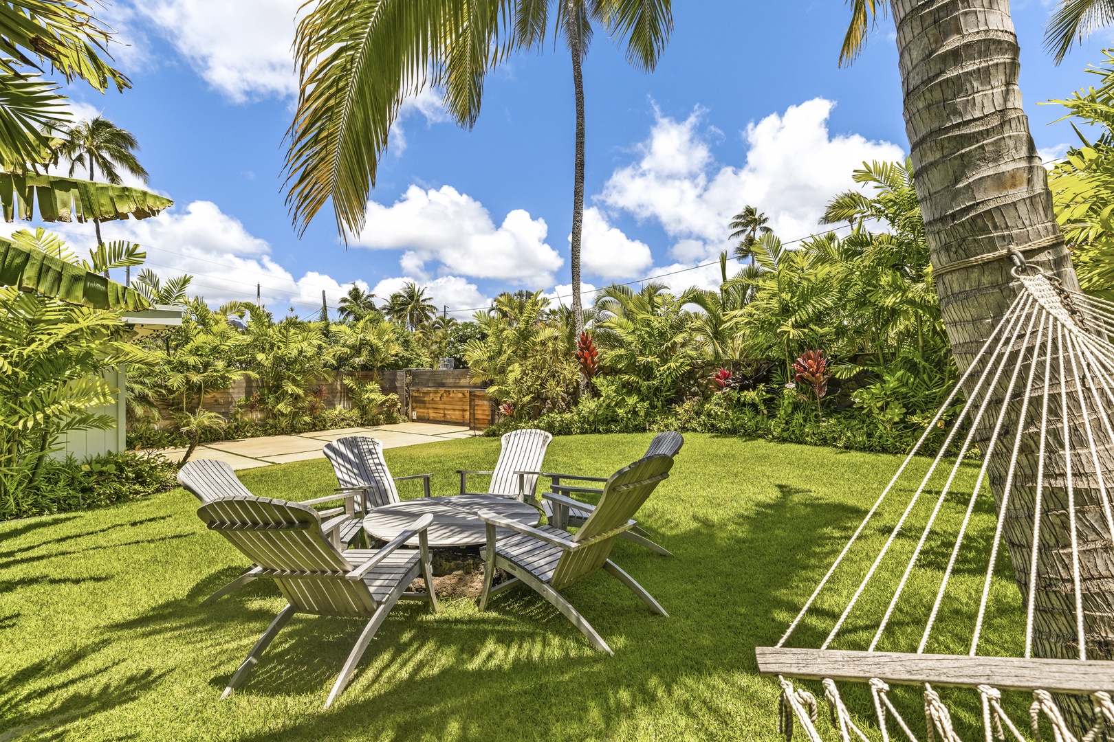 Kailua Vacation Rentals, Seahorse Beach House - Hammock and Outdoor Lounge Area