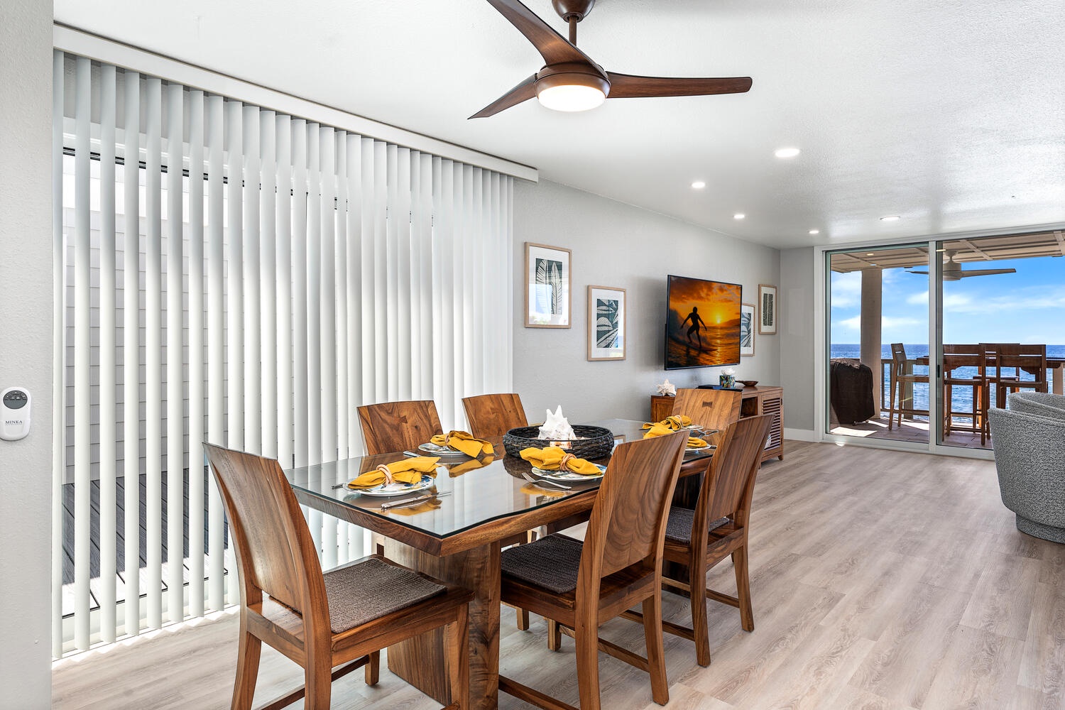 Kailua Kona Vacation Rentals, Hale Kai O'Kona #7 - Dining area for six opens directly to backyard lanai and beach access.