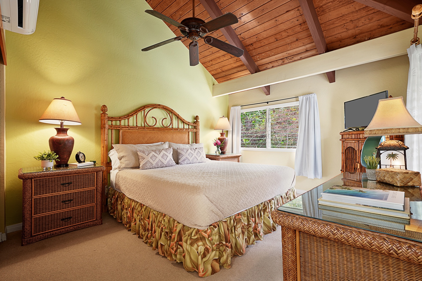 Koloa Vacation Rentals, Kauai Birdsong at Poipu Crater - The primary bedroom has a king-sized bed, split AC and ceiling fan.