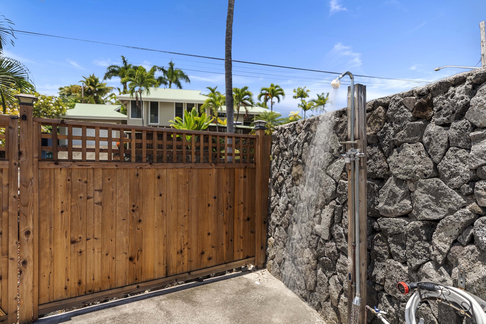 Kailua Kona Vacation Rentals, Hale A Kai - Outdoor Shower