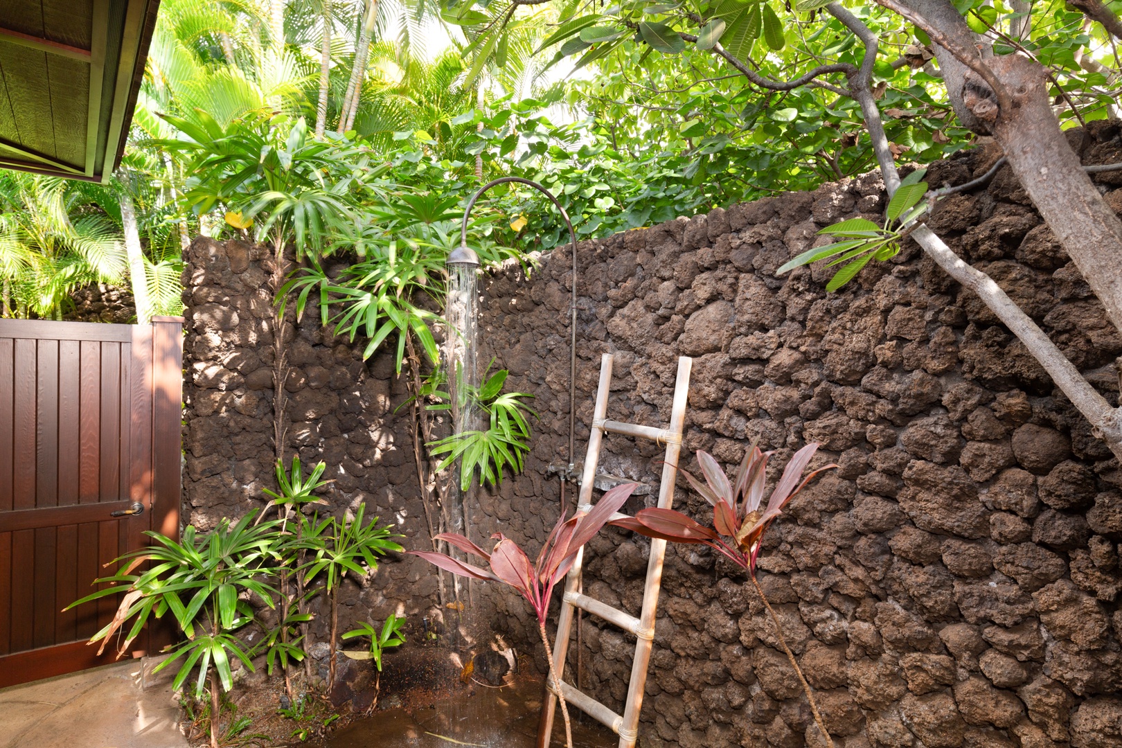 Kailua Kona Vacation Rentals, 4BD Hainoa Estate (102) at Four Seasons Resort at Hualalai - Private garden shower outside of the en suite bath