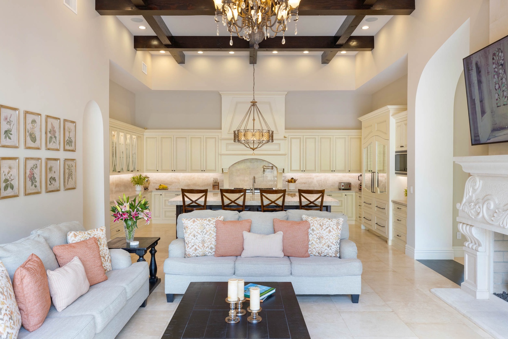 Honolulu Vacation Rentals, The Kahala Mansion Event Venue - Open-concept living and kitchen area with stylish furnishings, ideal for relaxing and socializing.