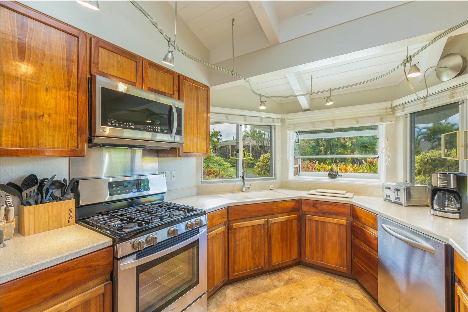 Princeville Vacation Rentals, Mala Hale - Brand new appliances in the upgraded kitchen