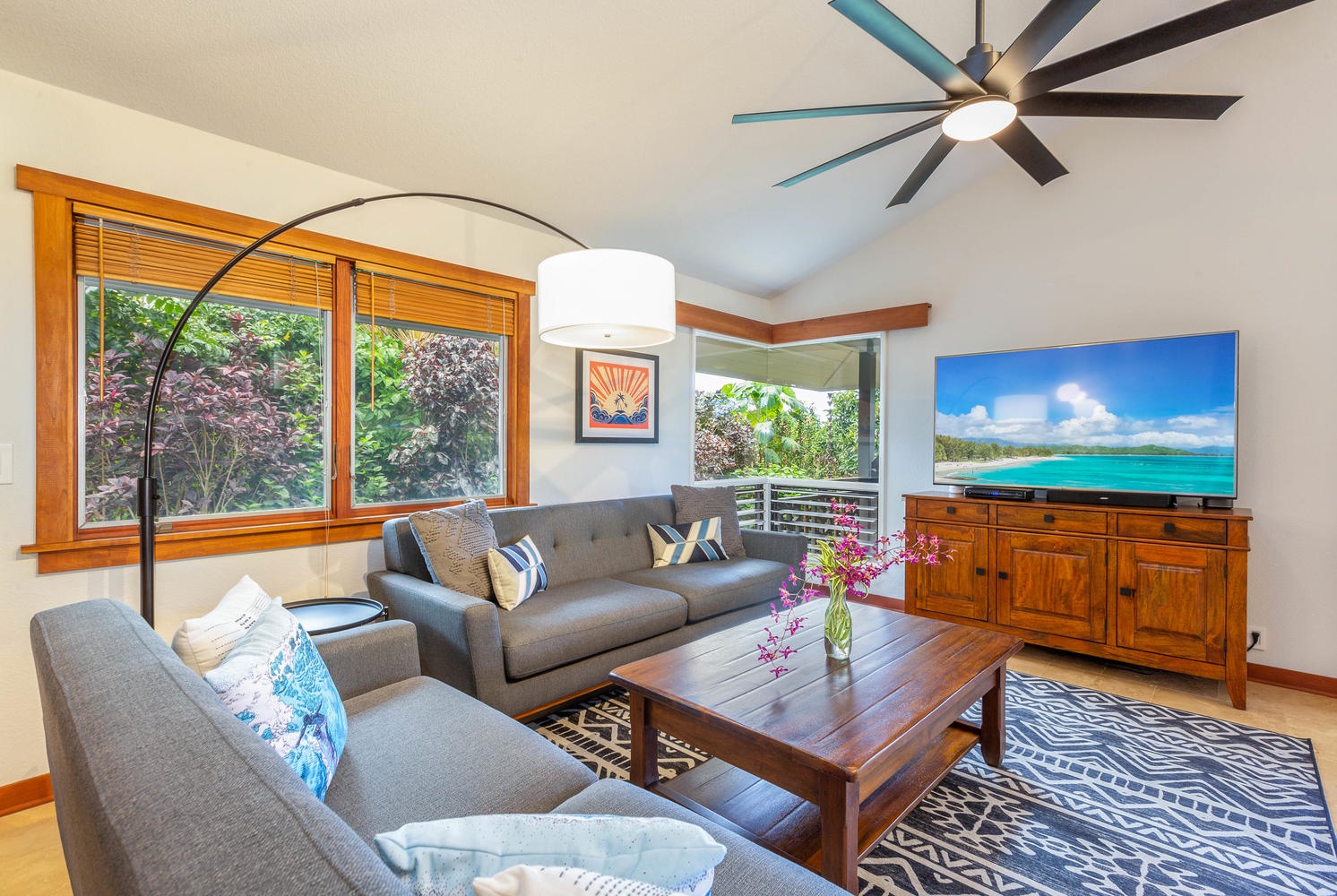 Princeville Vacation Rentals, Makana Lei - Comfortable seating and large television in the living area