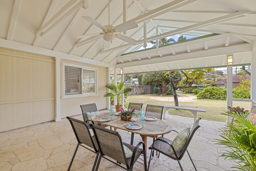 Kailua Vacation Rentals, Hale Moana Lanikai - Enjoy al fresco dining under a stylish pergola in this charming outdoor space. The area is equipped with comfortable seating and a spacious table