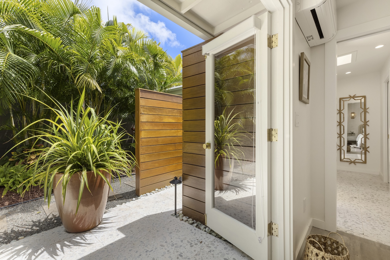 Kailua Vacation Rentals, Lanikai Hideaway - Primary ensuite bathroom open to private outdoor shower area