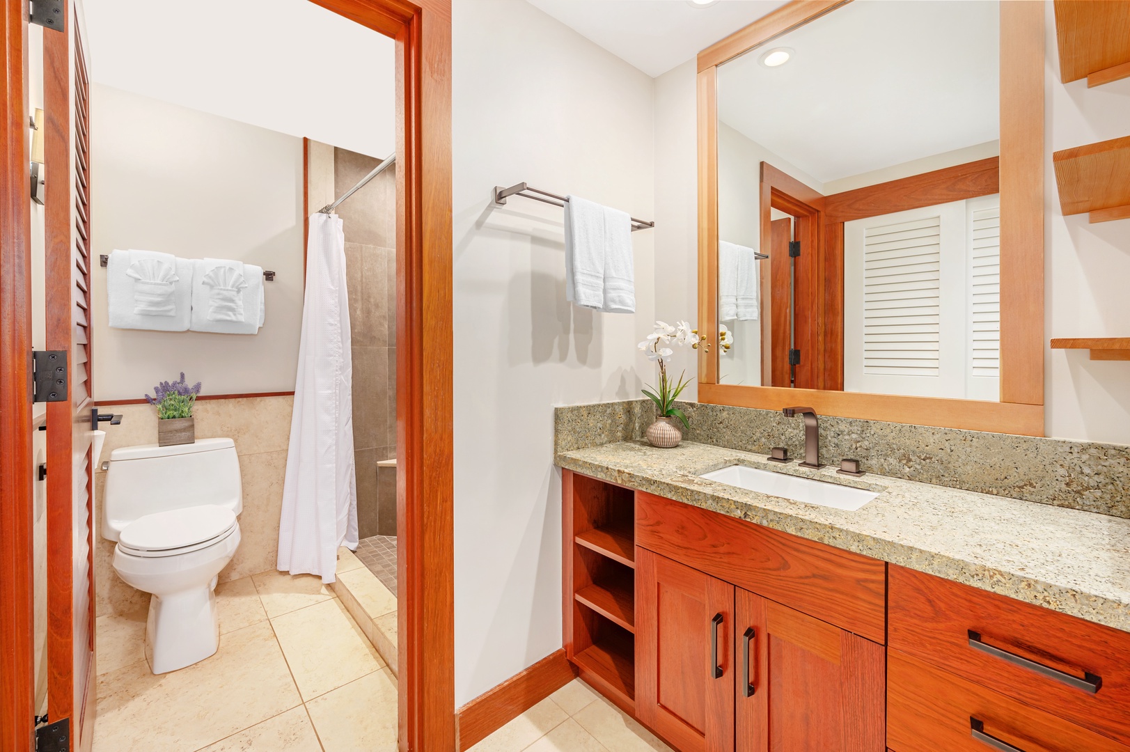 Princeville Vacation Rentals, Hanalei Bay Resort 7307 - Ensuite Bathroom off of the primary bedroom