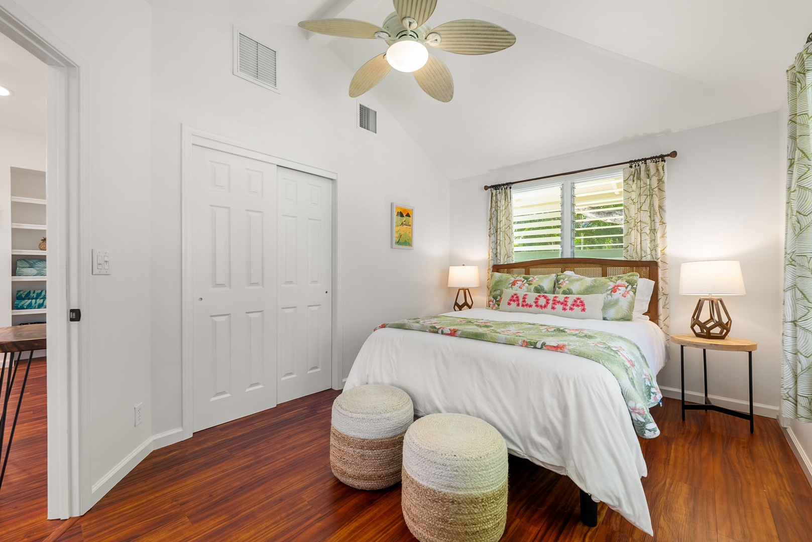 Kailua Vacation Rentals, Nohie Lanikai - A bright and airy bedroom with a queen-size bed, perfect for a restful night's sleep.