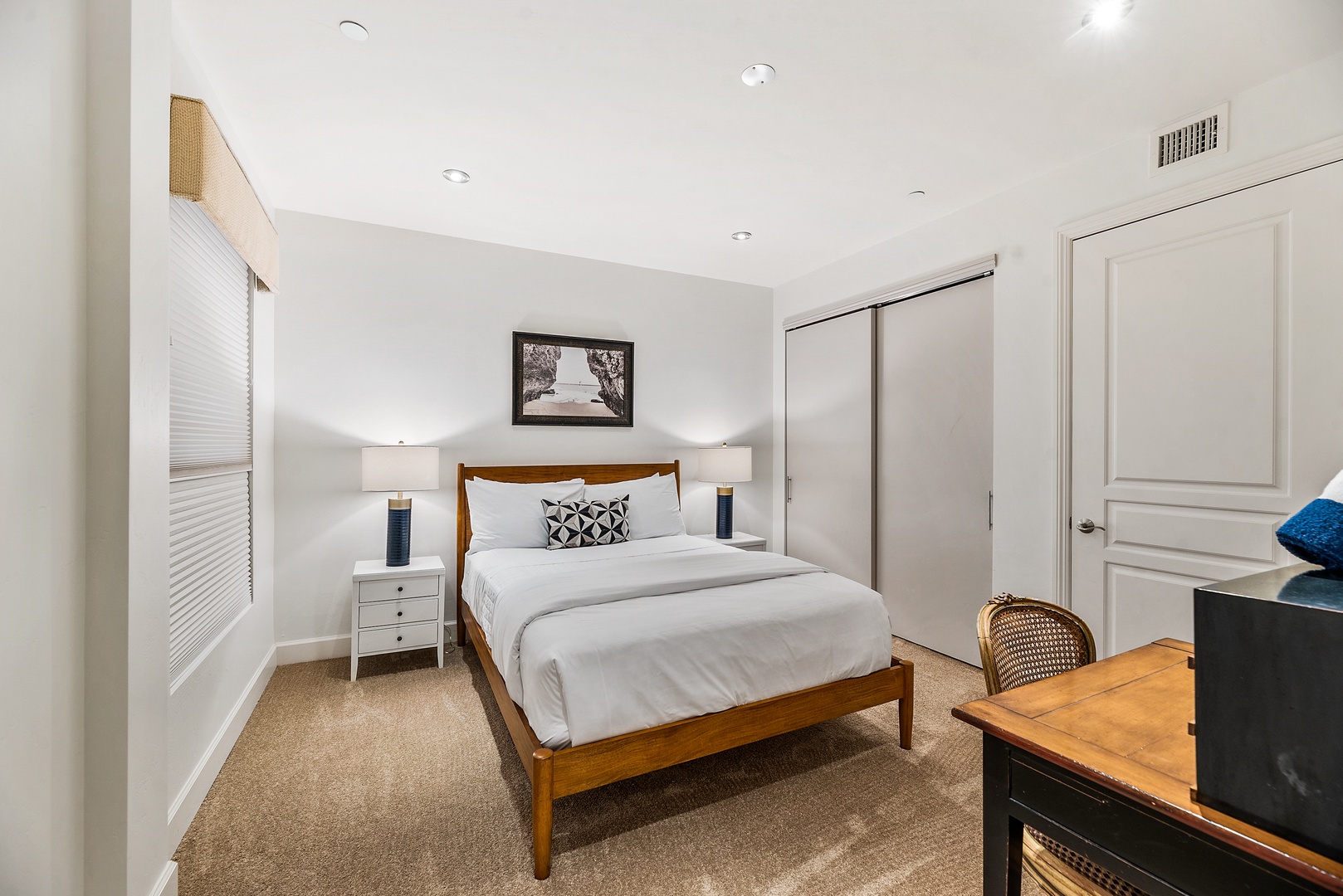 La Jolla Vacation Rentals, Montefaro in the Village of La Jolla - Guest bedroom with queen bed
