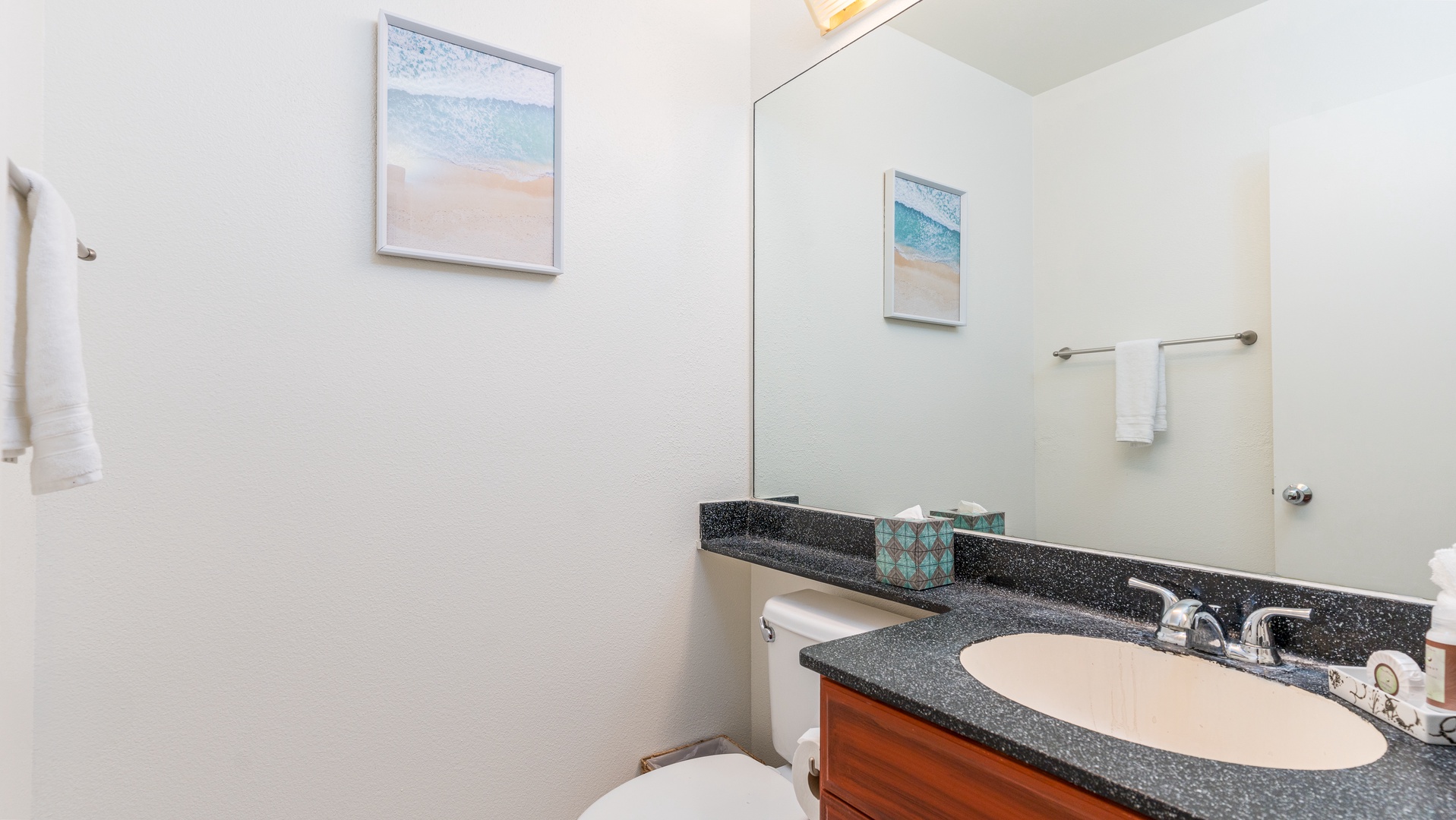 Kapolei Vacation Rentals, Fairways at Ko Olina 27H - The downstairs half bathroom.