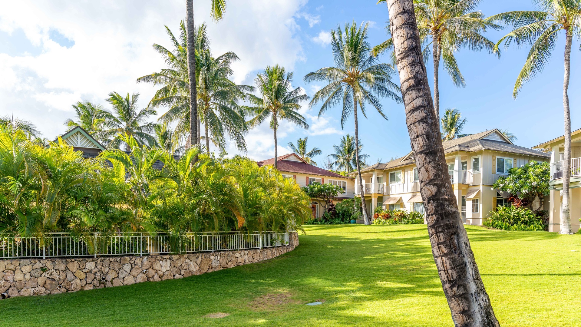 Kapolei Vacation Rentals, Kai Lani 8B - A vast expanse of greenways under serene skies.