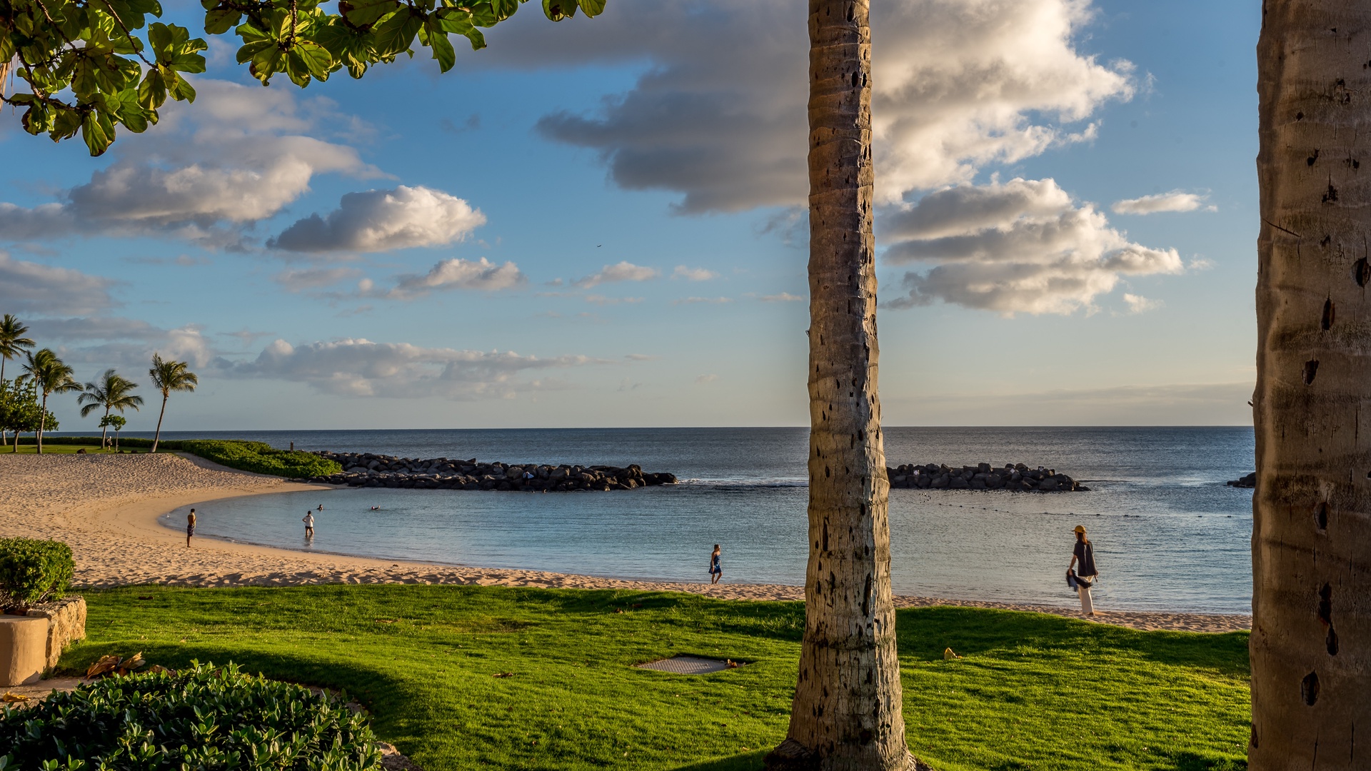 Kapolei Vacation Rentals, Kai Lani 8B - Sunrises for the start of a luxurious vacation.