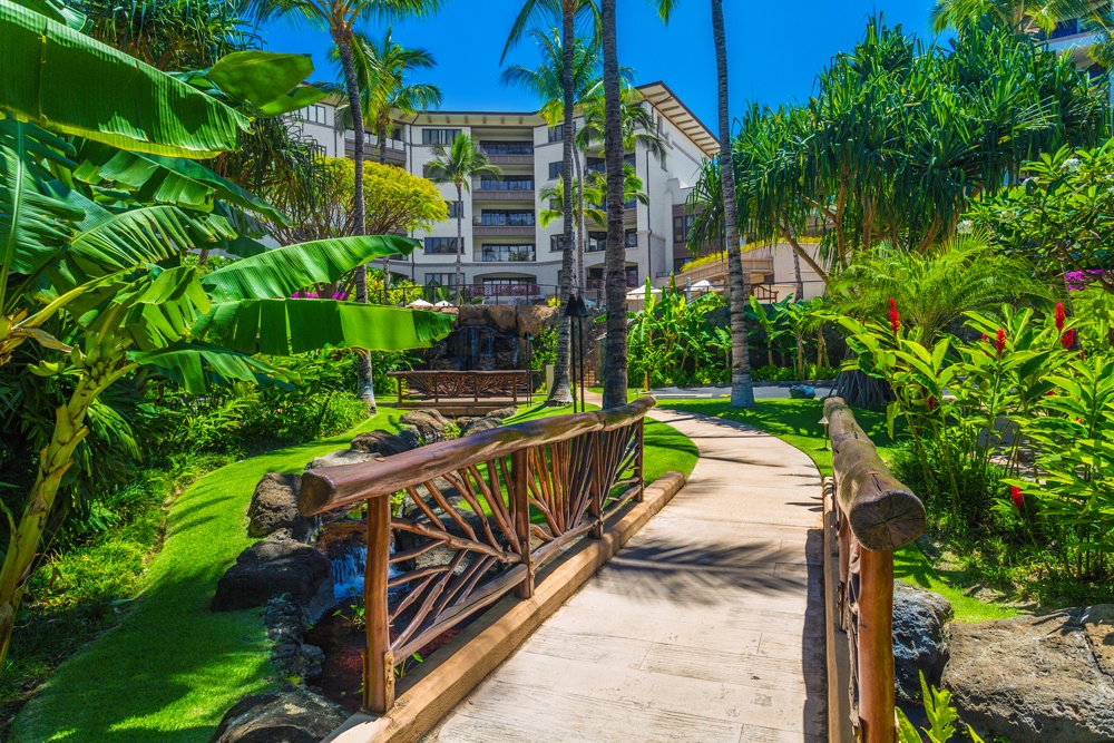 Wailea Vacation Rentals, Pacific Paradise Suite J505 at Wailea Beach Villas* - Beautiful Gardens and Walkways with Brightly Colored Flowers Throughout...