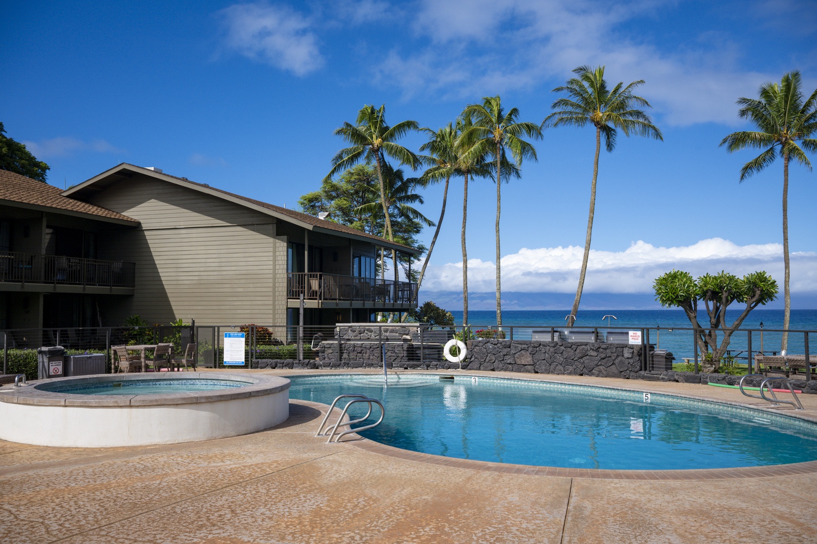 Lahaina Vacation Rentals, Polynesian Shores 114 - Swim with a gorgeous horizon, the pools set right at the water's edge.